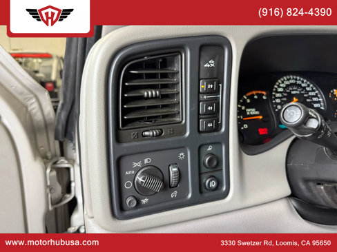 Used 2004 Chevrolet Silverado 2500 LT w/ Heavy-Duty Power Package image 40