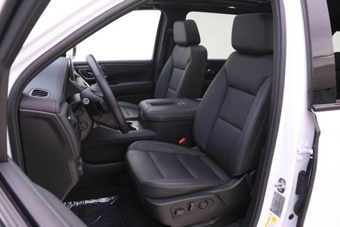 Used 2023 Chevrolet Suburban Z71 w/ Luxury Package image 9
