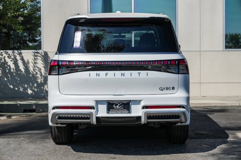 New 2026 INFINITI QX80 Pure image 5