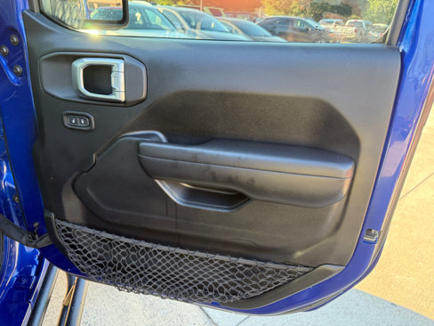 Used 2018 Jeep Wrangler Unlimited Sport S image 26