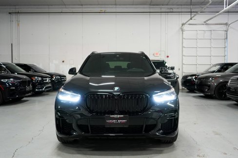 Used 2023 BMW X5 xDrive40i w/ M Sport Package image 4