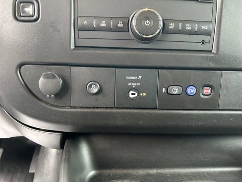 Used 2023 GMC Savana 2500 w/ Driver Convenience Package image 22