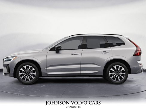Certified 2025 Volvo XC60 B5 Plus image 4