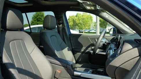 Certified 2025 Mercedes-Benz GLB 250 image 50