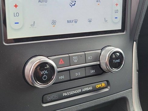 Used 2024 Ford Edge SEL image 28