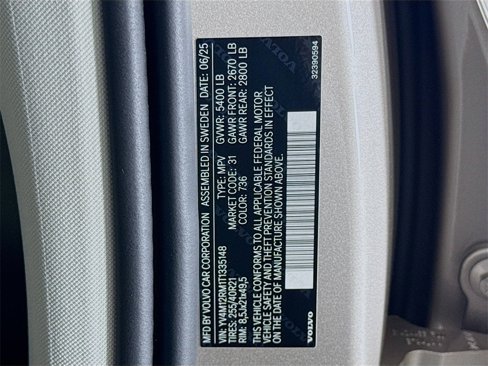 New 2026 Volvo XC60 B5 Ultra w/ Protection Package image 34