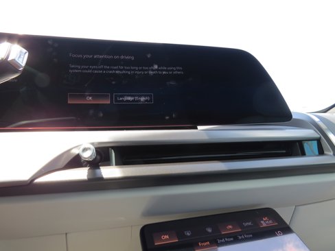 New 2026 Cadillac Vistiq Luxury w/ LPO, Floor Liner Package image 23