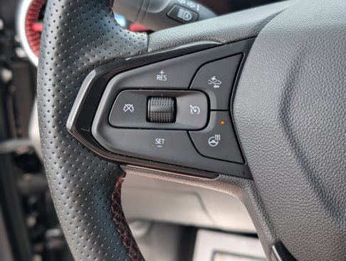 Used 2024 Chevrolet Trax RS w/ Driver Confidence Package image 5