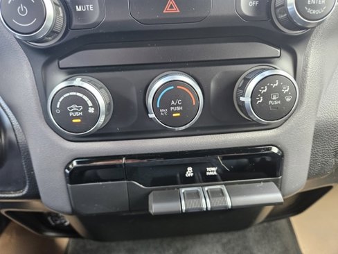 Used 2022 RAM 1500 Big Horn image 23