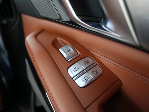 New 2026 BMW X7 xDrive40i w/ Executive Package image 30