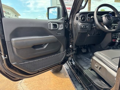 New 2025 Jeep Wrangler Unlimited Rubicon 392 image 20