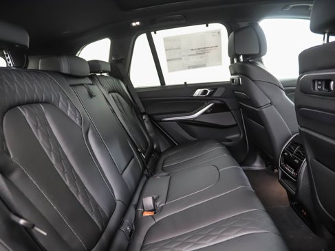 New 2026 BMW X5 M60i image 26