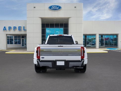 New 2026 Ford F350 4x4 Crew Cab DRW Super Duty image 6