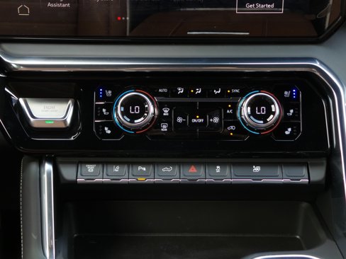 Used 2025 GMC Sierra 3500 Denali Ultimate image 14
