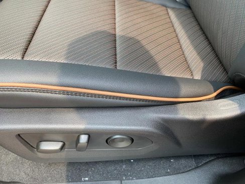 New 2026 GMC Canyon AT4 w/ AT4 Premium Package image 8