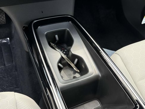 New 2025 Volkswagen ID.4 Pro S Plus image 15