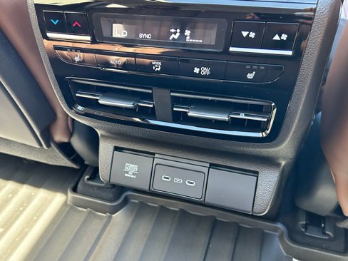 New 2026 Acura MDX w/ Advance Package image 11