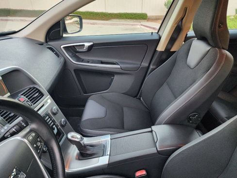 Used 2013 Volvo XC60 3.2 image 14