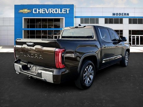 Used 2022 Toyota Tundra 1794 Edition image 5