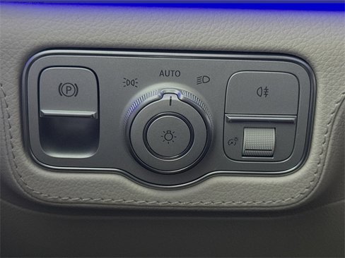 New 2026 Mercedes-Benz GLS 580 4MATIC image 10