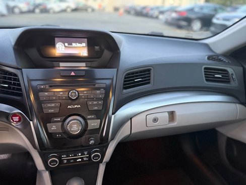 Used 2016 Acura ILX image 29