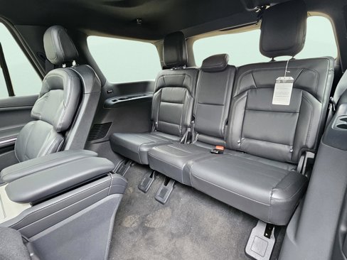 New 2025 Lincoln Navigator Reserve image 26