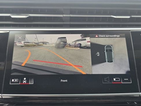 Used 2022 Audi Q8 Premium Plus w/ Premium Plus Package image 8