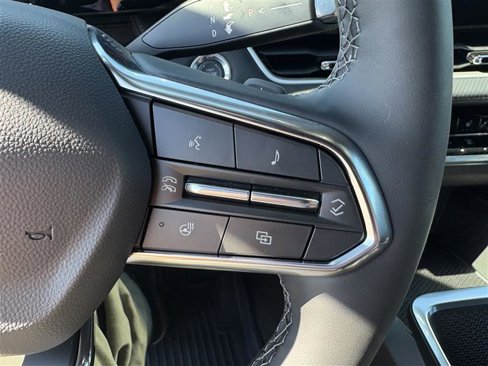 New 2026 Chevrolet Equinox LT w/ Convenience Package II image 20