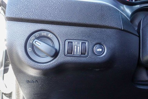 Used 2022 Dodge Charger SXT image 17