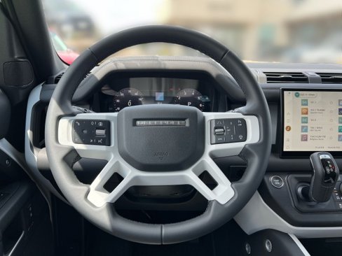 New 2025 Land Rover Defender 130 S image 33