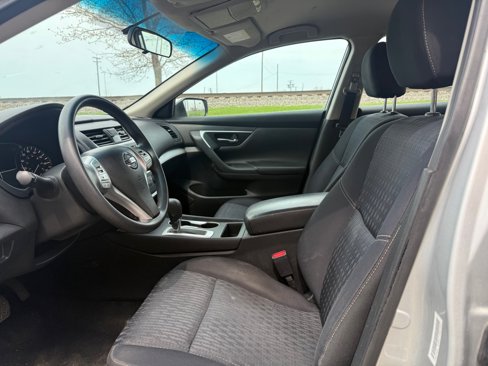 Used 2016 Nissan Altima 2.5 S w/ Power Driver Seat Package image 7