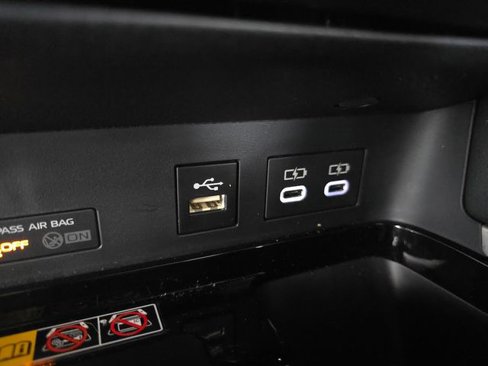 Used 2025 Toyota Camry XSE image 38