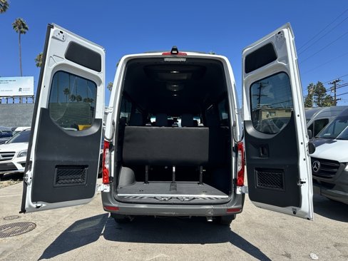 Used 2024 Mercedes-Benz Sprinter 2500 image 7