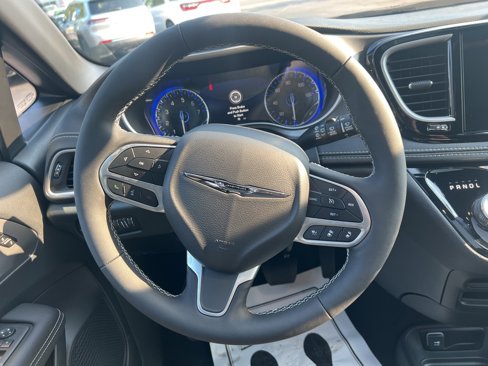 New 2025 Chrysler Pacifica Select image 13