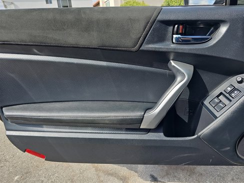 Used 2017 Toyota 86 image 27