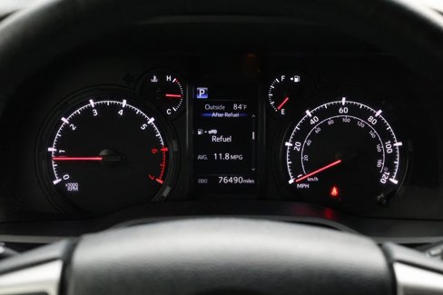 Used 2021 Toyota 4Runner SR5 image 18