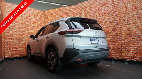 Used 2023 Nissan Rogue SV w/ SV Premium B Package image 5