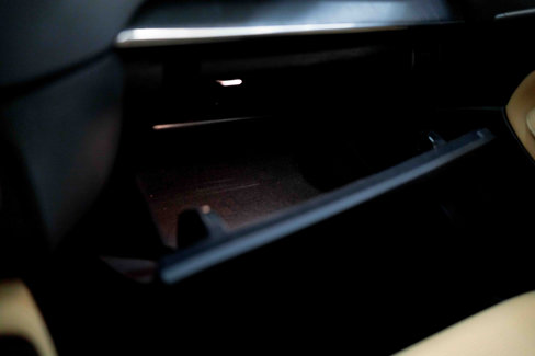 Used 2023 Volvo XC90 T8 Ultimate w/ Lounge Package image 64