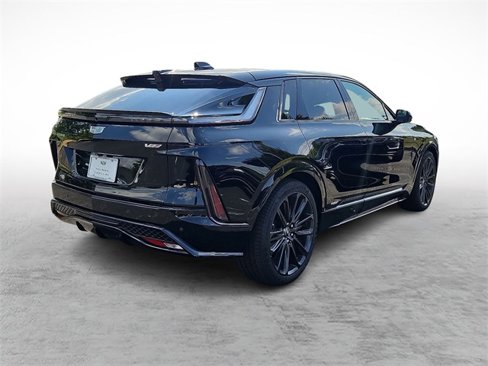 New 2026 Cadillac Lyriq V image 4
