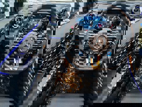 New 2026 Mercedes-Benz GLC 43 AMG 4MATIC image 33