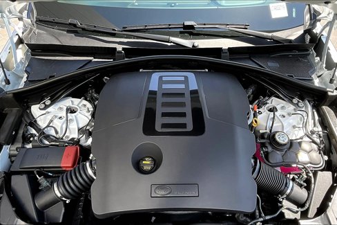 New 2026 Land Rover Range Rover Velar Dynamic SE image 11