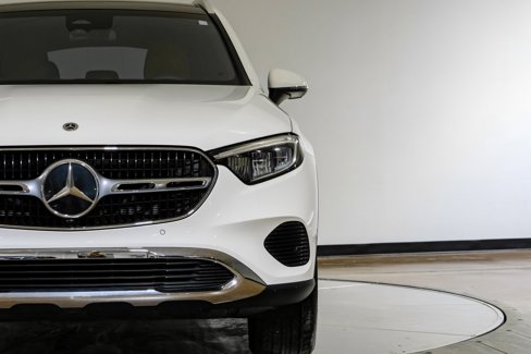 Used 2025 Mercedes-Benz GLC 300 image 46