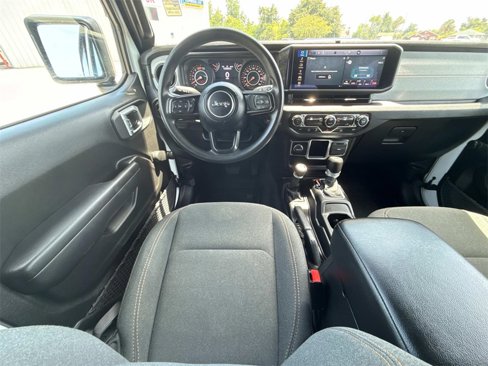Used 2024 Jeep Wrangler Sport image 24