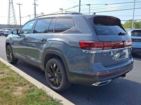 New 2026 Volkswagen Atlas SE image 4