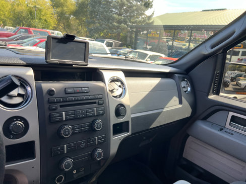 Used 2011 Ford F150 XLT w/ XLT Chrome Pkg image 8