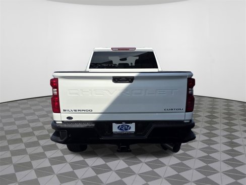 New 2025 Chevrolet Silverado 2500 Custom w/ Custom Value Package image 9