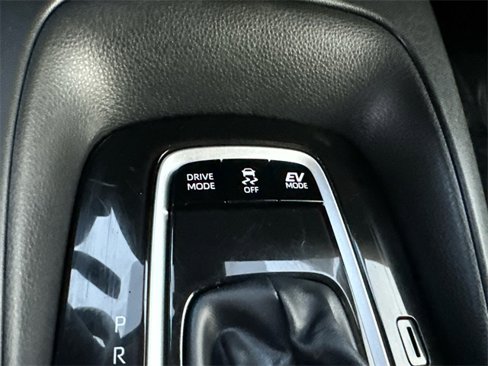 Certified 2024 Toyota Corolla LE image 25