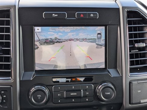 Used 2017 Ford F150 XLT w/ Equipment Group 302A Luxury image 22