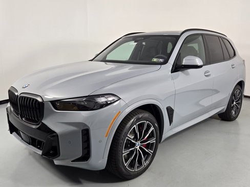 New 2026 BMW X5 xDrive40i w/ M Sport Package image 3
