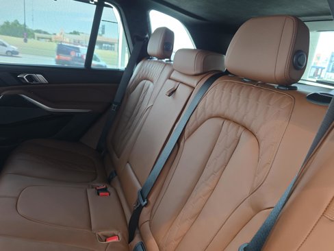 New 2026 BMW X5 M60i w/ Executive Package image 12
